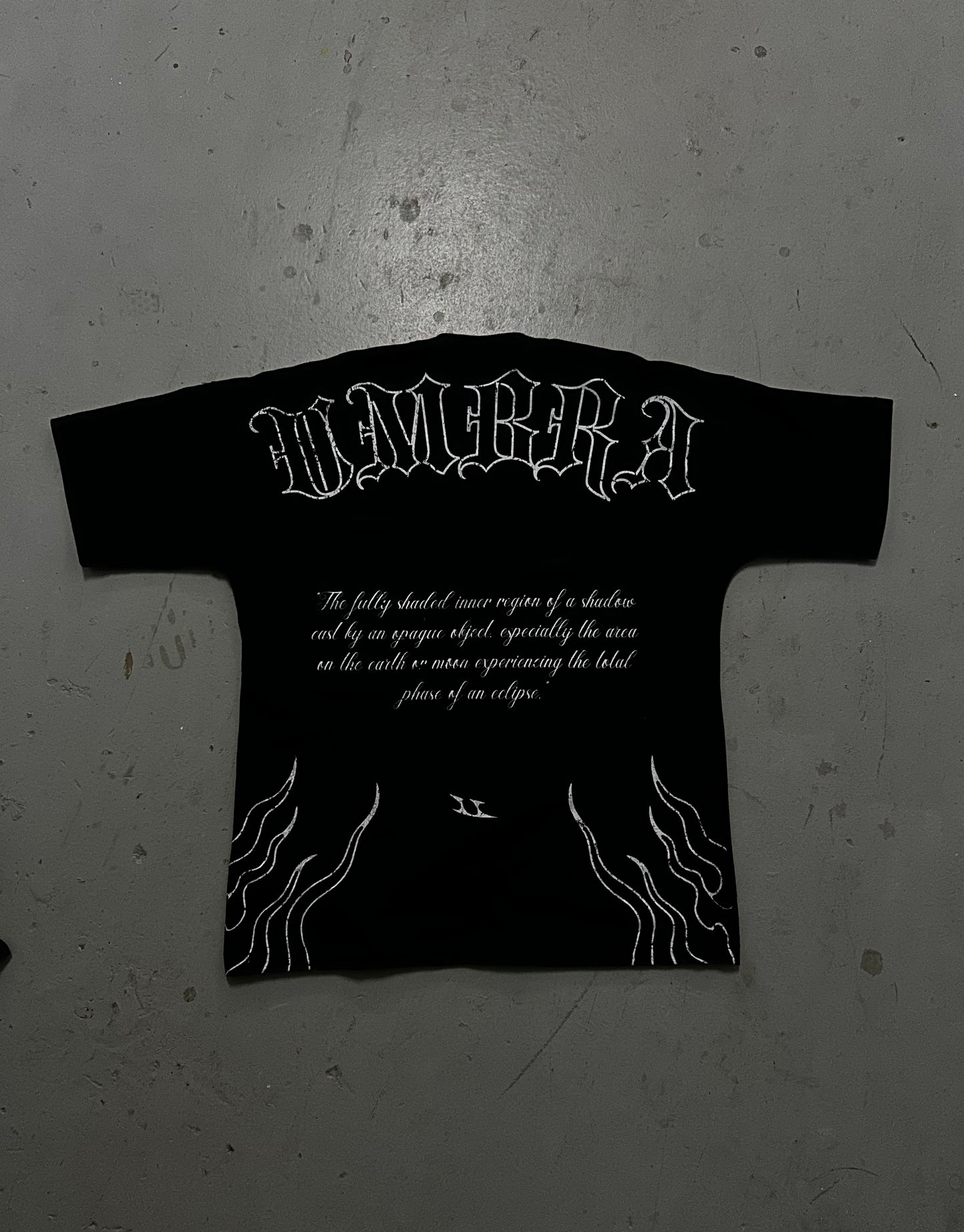 "UMBRA" OVERSIZED TEE